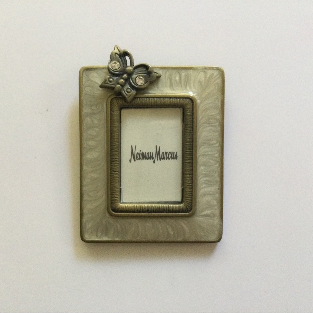 Jay Strongwater Neiman Marcus Cream and Gold Butterfly Accent Mini Photo Frame